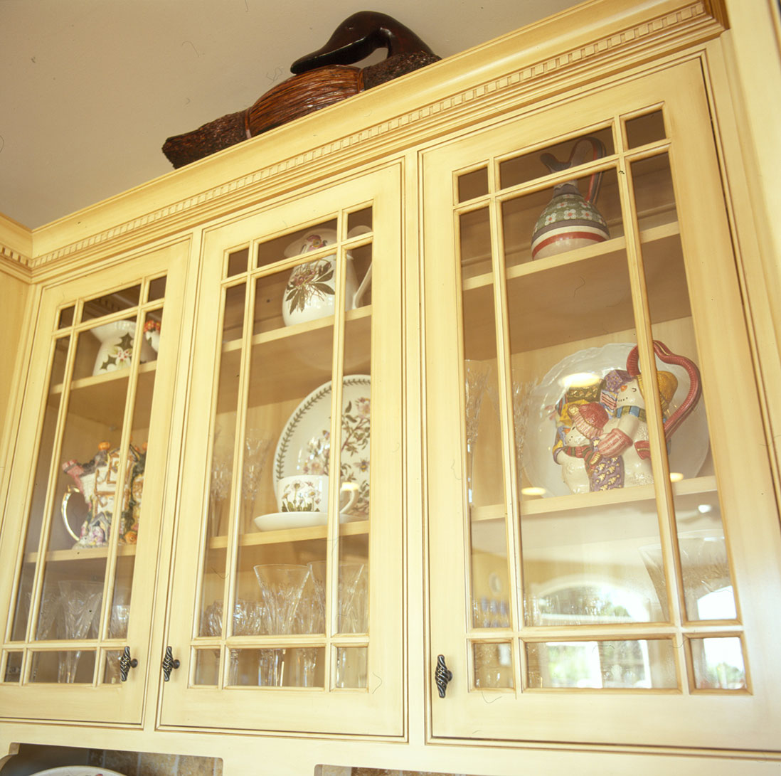 Picturesque home Kitchen cabinet detail