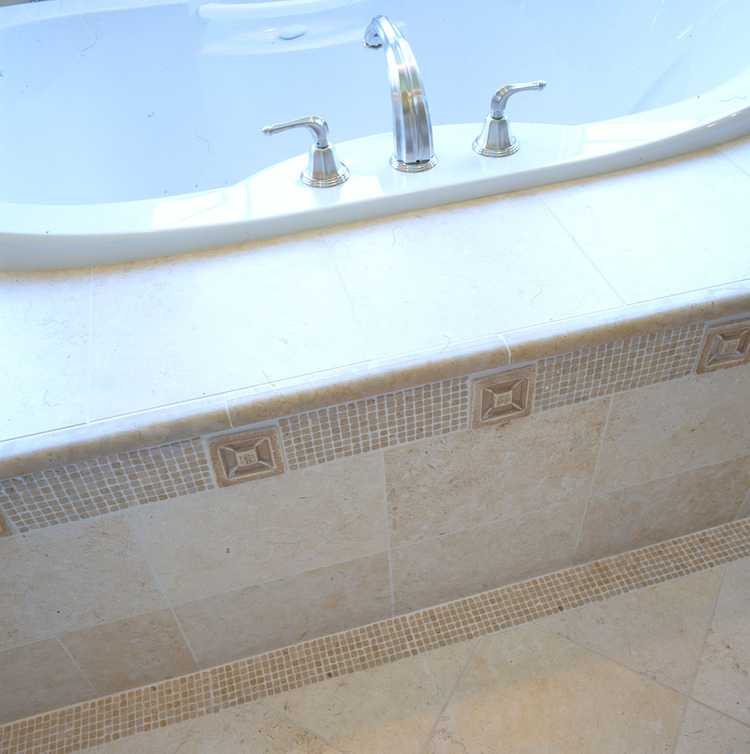 Picturesque Home Master bath tile detail
